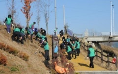 삼성웰스토리(주)정밀소재아산드림빌 | 아산시 온양천 가꾸기 범시민 운동 전개