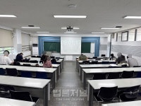 다가오는 법학적성시험, 모의고사에 빠진 로스쿨 수험생들