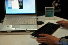 로지텍 무선 솔라 키보드 K750 발표 - Logitech 태양열 자체 충전식 무선키보드