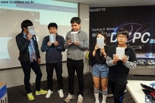 가족, 연인, 친구가 함께한 PC DIY, 브레인박스 4월 DIY&GAME 챌런지 조립 행사