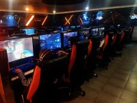 동네 PC방에서 무슨 일이? 게이밍기어, 게임 소프트웨어와 손잡고 적극 마케팅 눈길!