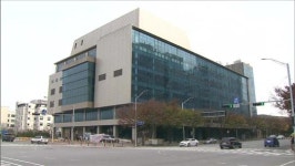 700억 들인 펀스테이션 도심 흉물로 방치