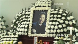 ‘민주화 운동 대부’ 김근태 별세…조문 행렬