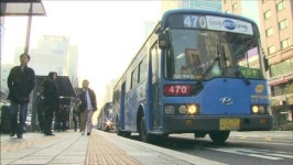 버스 운행 정상화…택시업계, 법안 보류 ‘반발’