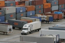 캐나다 벤쿠버항 트럭파업, 화주업계 부담↑