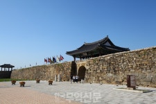 서산에서 만나는 산과 바다를 아우르는 소박한 백제 불교문화