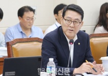 신창현 의원 재활용 의무 없는 세탁소 비닐, 연간 4억장 소비