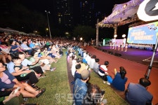 송파구, 석촌호수 서호 수변무대서 ‘한여름밤의 피서콘서트’ 개최