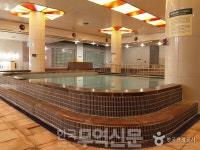 단풍 든 고향 찾아 온 연어를 만나는 곳, 양양 남대천