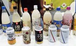 [사진으로 보는 2022 서울국제주류&와인박람회] ‘우리술’로 눈길 끈 부스 -  주식회사 우리술