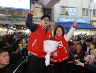 한동훈 비대위원장, 암사시장 찾아 서울 강동갑 전주혜 전격 지원... “성실한 사람들의 도시 강동, 성실한 사람들을 위한 후보 전주혜”