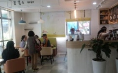 황송노인종합복지관 꿈 볶는 카페 문 열어