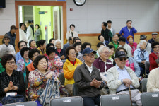 부산 수영구노인복지관, 곰솔한마음 축제 개최