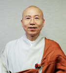 따뜻한 쉼이 기다리는 곳, 법련사