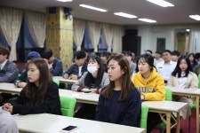 부산교수불자聯, 대학생 금요법회 봉행