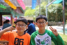 부산 광명사, 어린이가 함께하는 경로잔치