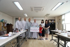 “스님, 건강한 해룡이가 될게요”