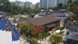 청명한 가을, 흥천사엔 따뜻한 정 넘쳐