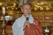 오백나한전에 공양올리고 지역발전 기원