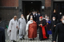 조계종 총무원장 원행스님, 정진석 추기경 빈소 조문