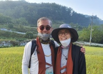[삼보사찰 천리순례 12일차] ② 부부 아니고 50년 수행도반으로 걷습니다