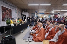 발달장애인 참사 49재…"24시간 지원체계 구축" 촉구 대표 이미지