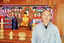 법화경 소리 내 독송하면 내면 달라져