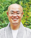 [수미산정] 꽃으로도 때리지 말라