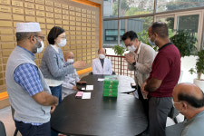 다 외면할 때 아미타불교요양병원이 나섰다