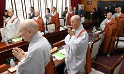 종단 미래여는 조직개편, 원로의원 스님들 밝은 지혜 모아주길
