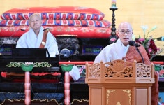 종단 최고 법계 대종사·명사 품서식 봉행…존중여불(尊重如佛)하라