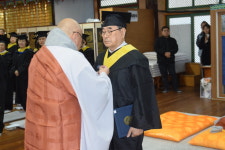 대승불교 보살이 되어 부처님 법 널리 전하라