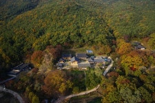 의성 산불 확산…안동 봉정사 성보 긴급 이송