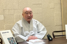 동학사 주지 경원스님의 불복장 이야기…불복장은 타임캡슐