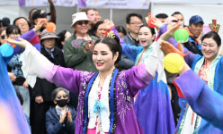 북인사-종각사거리, 연등회 전통문화한마당으로 얼쑤