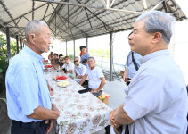 이웃종교 순례나선 종교 지도자들,  고향산천 그리운 고려인들과 눈물 적셔