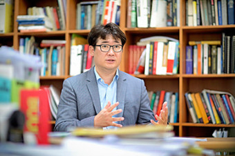 문돈 경희대 교수, '경희 Fellow(교육)'의 첫 수상자로 선정