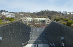 OECD 원자력기구 수장, 이화여대 온다