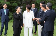 반도체 호황 세수, 미래 세대에 쓴다…당정청 '미래대응기금' 신설 논의