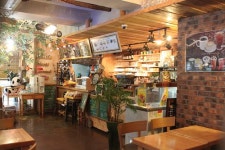 동화적인 낭만이 있는 편안함 추구하는 피노키오 카페