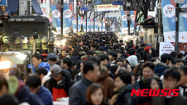 한은 일본 노동시장 구조적 모순…한국, 선제개혁 나서야