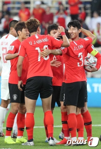[2019 아시안컵] 한중전 참패로 ‘공한증’ 부활… 中 여론, 중국대표팀에 뿔났다