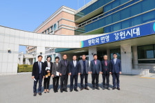 [포토]강원도의회 농림수산위원회, 미래농업교육원 현지시찰