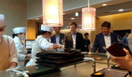 삼성물산 구내식당에 나타난 이재용 부회장…비(非)전자 계열 경영행보 눈길