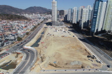 허성무 창원시장 스타필드 창원 입점, 찬성 여론 수용