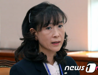 교육부의 초·중학생 선수 최저 학력 권리 구제 조치에 문체부 환영, 이기흥 대한체육회장 직무 정지로 조사 진행