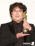 “영감 주는 아내” 봉준호 감독 부인 정선영 작가에 관심 급증