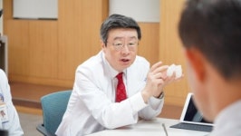 백세 시대 퇴행성관절염, 말기에도 ‘인공관절 수술’로 개선할 수 있어