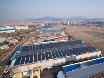공장지붕에 태양광 얹으니 '일석이조'…에스와이, 태양광 사업 '순항'