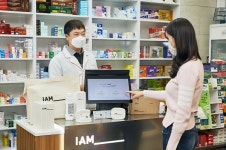 모노랩스 건기식 구독 서비스 IAM____, 신촌 독수리약국 첫 론칭